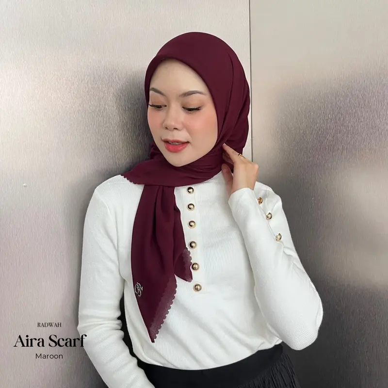[BEST SELLER] Radwah - Premium Aira Scarf - Premium Voal Ultrafine - Hijab Segi Empat Mudah dibentuk  & Nyaman Dipakai 5