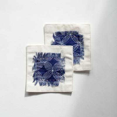 Gambar Batik Fractal Alas Cangkir (Coaster) Batik Kawung Warna Biru dari Batik Fractal Kota Bandung Tokopedia