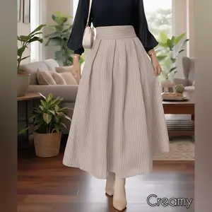 BAWAHAN ROK LIPAT MUSLIMAH DENGAN STAYLIS MODERN-COCOK UNTUK STELAN MUSLIMAH