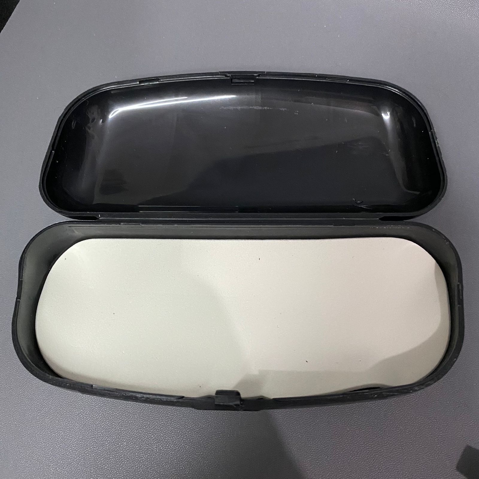 Box Kacamata / Hardcase Kacamata Glasses