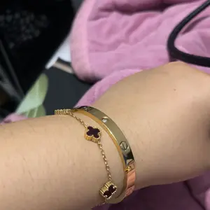 Gelang Bintang Permata Titanium Anti Karat Tahan Lama untuk Penampilan Anda