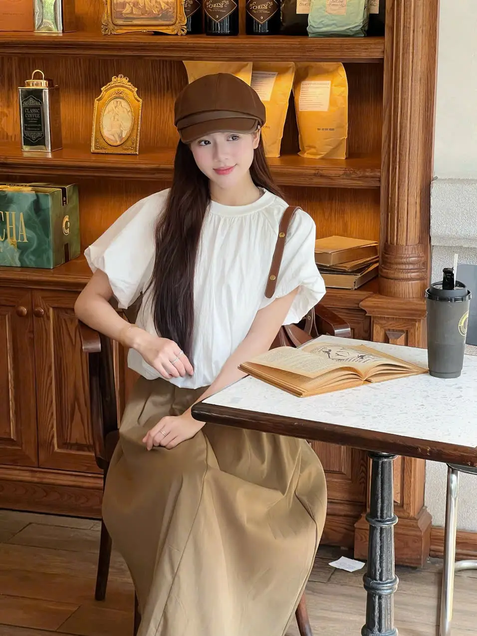 Áo kiểu dáng bồng cổ chun Miho House | BigBuy360 - bigbuy360.vn Áo kiểu dáng bồng cổ chun Miho House | BigBuy360 - bigbuy360.vn