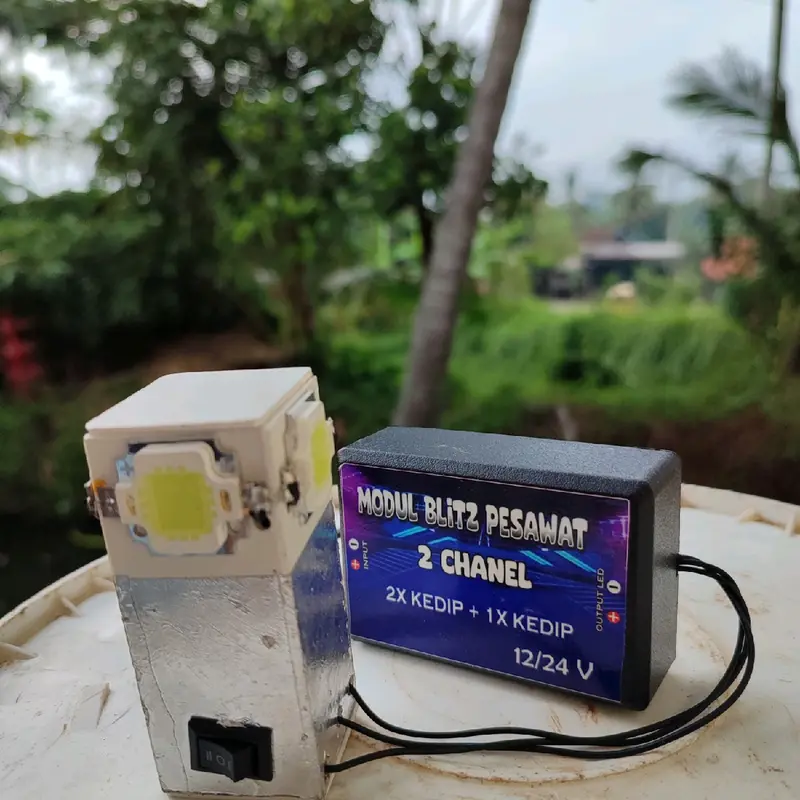 Modul Blitz Pesawat Lampu Rakitan 2x Kedip 12/24 Volt Led Control Remote Toy 1