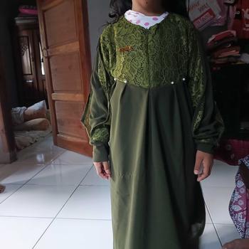 Product Review of Inara Dress Kids Syari Baju Gamis Muslim Cantik Motif Brukat Bunga Anak Perempuan Ceruty Babydol Premium 5-12 Tahun Size L dan XL Panjang dan Tanggung Shakila Set Kerudung Pasmina Lebaran 2025 from N**8 0