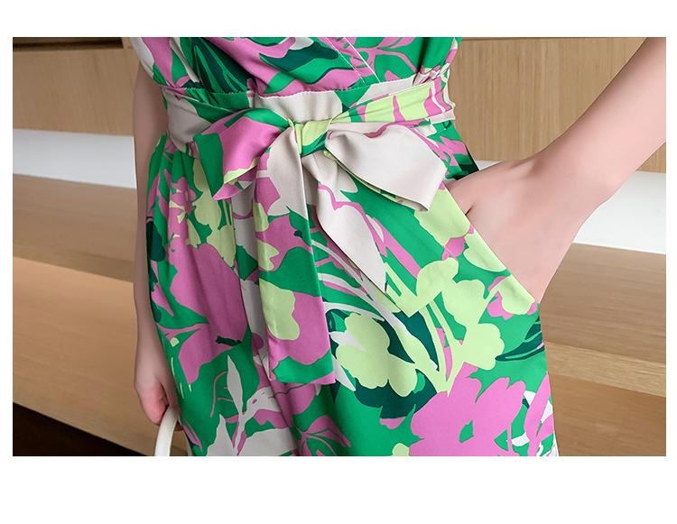 Product Introduction of Áo Voan, Thời Trang Mới Mùa Hè 2025, Cổ Chữ V Thanh Lịch, Phong Cách Cổ Điển Hàn Quốc, Không Tay, Cạp Cao, Chân Rộng, Bộ Áo Jumpsuit Quần, Quần Áo Nữ Hợp Xu hướng Kem Voi set a 20