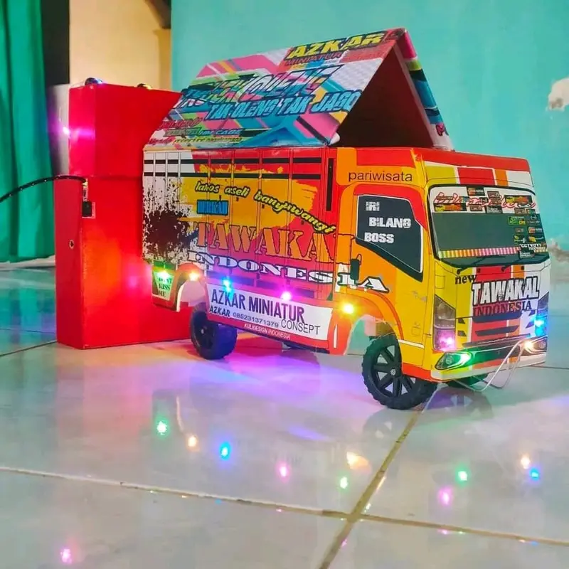 TRUCK SOUND MINIATUR FULL SET SIAP BUNYI FULL LAMPU PRODUKSI SENDIRI Truk Baterai Control 3