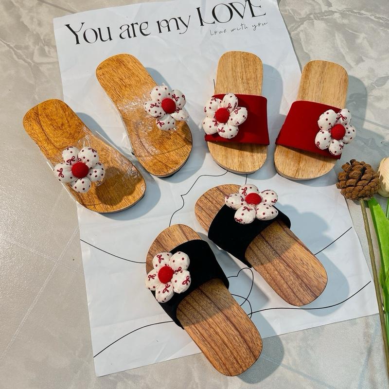  San San Dép GUỐC HOA NƠ ĐẾ CAO SU Nhụy Đỏ Gỗ Mộc Áo Dài Bà Ba Đủ Cỡ Nữ Bé 