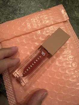 Product Review of VIRAL WILDEBEAUTY LIPMATTE | hydrating, long lasting and matte finish from s**2 1