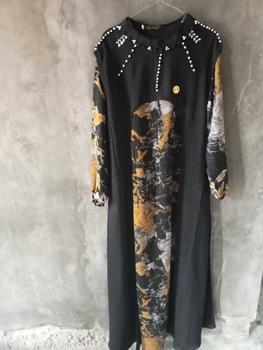 Product Review of (READY) TUTUNAJWA Alyssa Dress Akar Mix Outer Gamis Set Hijab from Z**y 1