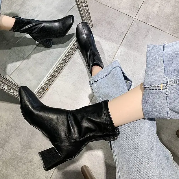 PINKEY P026 Sepatu Boots Heels 6 cm Wanita Terkini Flat Terlaris Populer Kulit Hitam Beige Khaki Best Seller Shoes 1