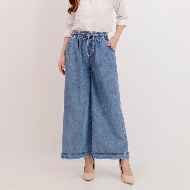 Product Introduction of Kulot Jeans Highwaist Wanita Super Jumbo/ Celana Jeans Kulot Snow Pinggang Karet Serut 2
