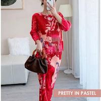 Gambar Premium Pleats Set Abstract Pattern (Long sleeves blouse + Midi Skirt) Baju Wanita Setelan Motif - Red dari Prettyinpastel28 Kota Administrasi Jakarta Selatan 1 Tokopedia