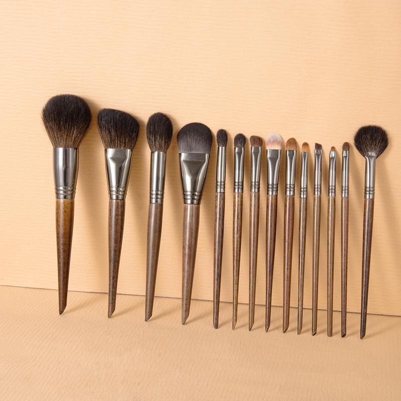 【OVW  Cọ Trang Điểm Lông Động Vật, Bộ 14 Chiếc, Dành Cho Người Mới Bắt Đầu Và Nghệ Sĩ Trang Điểm, Kèm Túi   Mỹ Phẩm Tools bộ  cọ  makeup  XQ14TZ + ZW bộ  cọ  ovw 14  cây cọ  makeup  oww