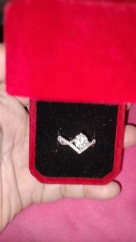 Product Review of OS2-R29 Cincin Wanita Permata Shiny Jewelry Garansi 1 Tahun Free Box COD Perhiasan Aksesoris Gift Anniversary Pacar Pasangan Cewek Cewe Kado Istri Ulang tahun Anti Karat Luntur High Quality Grade VVS1 5A Original Store R29 from t**d 0