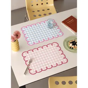 Tatakan Meja Makan Alas Konten Anti Air Motif Kotak Pastel Gaya Korea Estetik dengan Desain Plaid Warna Pink dan Biru