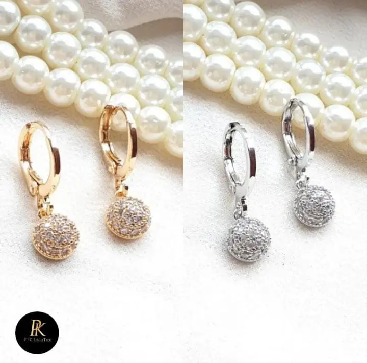 Anting Emas Jepit Bola Dua Warna Wanita Dewasa Titanium Elegan Simple Anti Karat Terbaru Viral Perhiasan Perempuan Aksesoris Mewah Fashion Populer Earrings