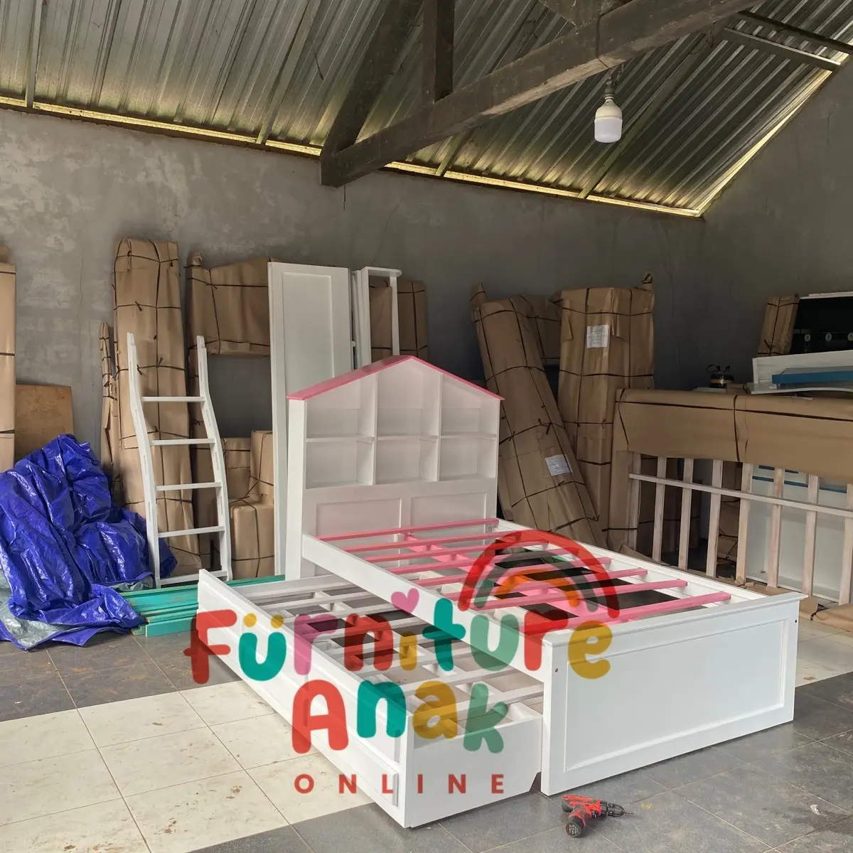 Bed house anak sorong pink