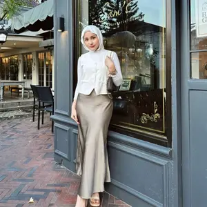 ROK SATIN SILK A LINE MERMAID SKIRT SATIN Wanita Panjang