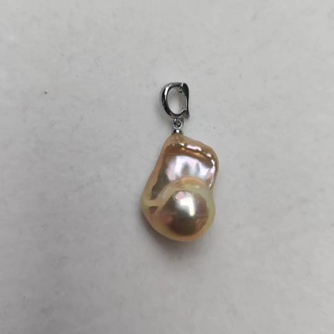 Fresh water pearl Baroque rose gold pendant