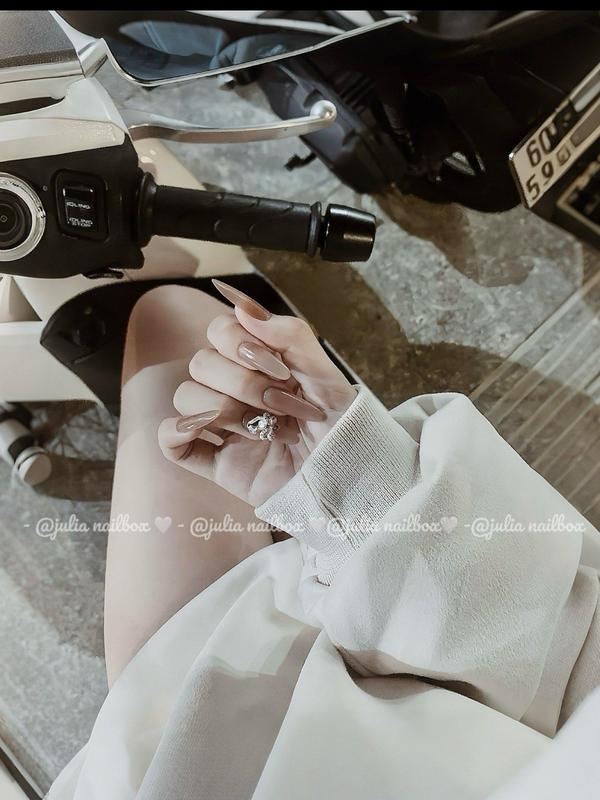  JuliaNailbox Mã 16 Móng tay giả thiết kế thủ công sơn gel   tặng kèm keo miếng dán dũa bông lau móng   gắn dễ dàng tiện lợi có thể tái sử dụng dành cho Nữ 