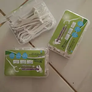 SL-[1 Pack Isi 50 pcs] Dental Floss Benang Tusuk Gigi Pembersih Sela gigi Mulut Macromolecul Carea