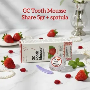 GC Tooth Mousse Strawberry (Tidak pedas) Pencegah Gigi Anak Keropos Share in Jar free spatula