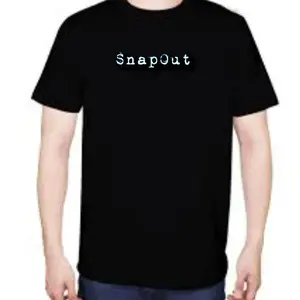 Kaos distro snapout premium bahan cotton combed 24s dengan jahitan yang rapih 100% katun