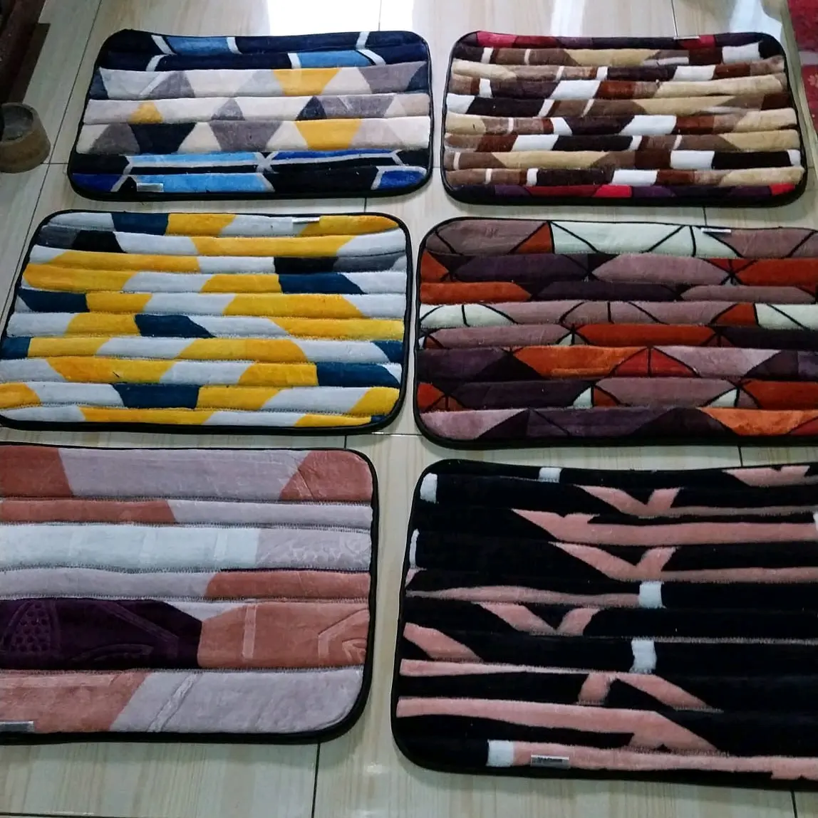 kesed kaki malaysia keset kaki model sambung bahan busa empuk anti slip menyerap air nyaman di pakai di kirim RANDOM