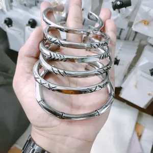 GELANG C BESI PUTIH PAPUA