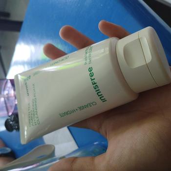 Product Review of Innisfree Green Tea Amino Hydrating  Cleansing Foam 150g / Sabun Pembersih Wajah untuk Kulit Kering from b**s 2