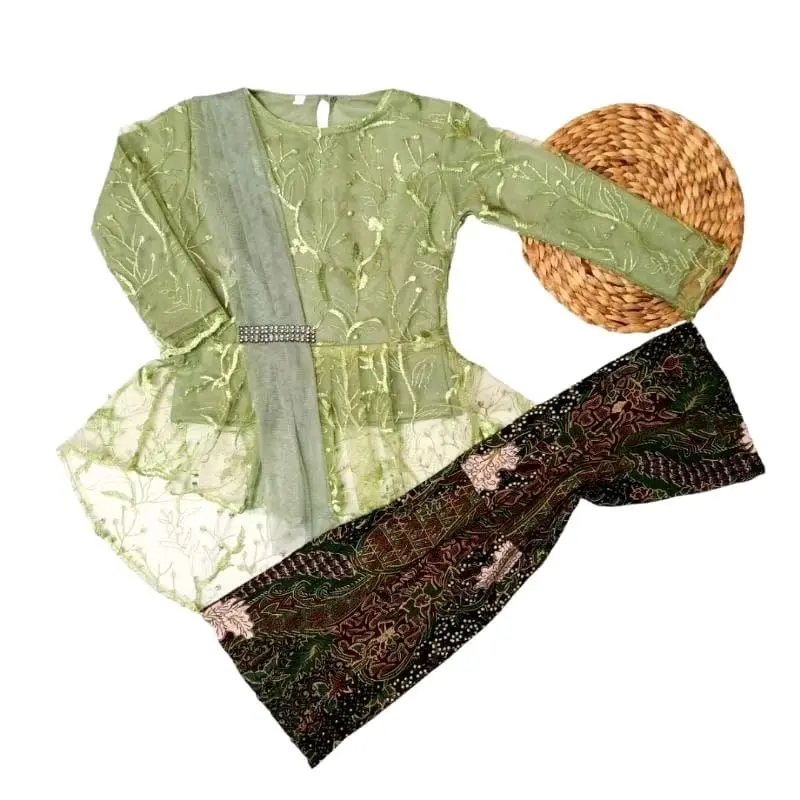SATU SET LENGKAP KEBAYA SLENDANG AURORA ROK SPAN PLISKET, untuk  anak usia 4 sampai 14 tahun, Fashion kebaya anak perempuan,kebaya wisuda ,kebaya modern,kebaya anak,kebaya modern,kebaya cantik,kebaya tk,sd,smp. 7