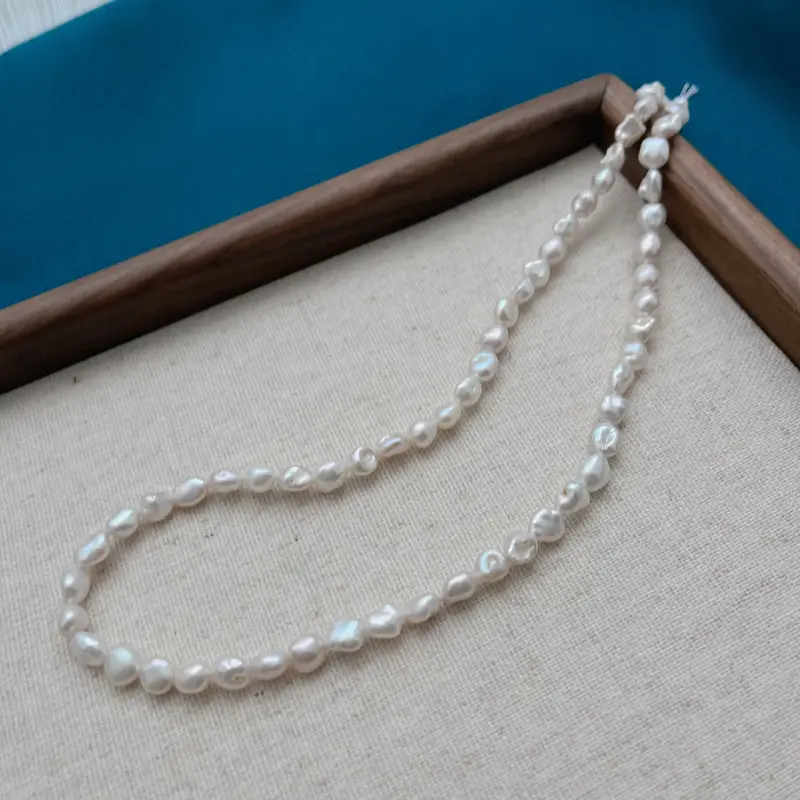 [MÃ DC121] Dây Chuyền Ngọc Trai Nước Ngọt Size 3-4ly Dáng Dị Dài Trendy 4
