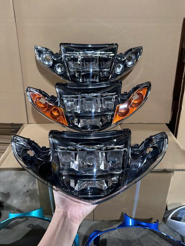 CHOÁ ĐÈN 2 TẦNG KIỂU ZINPAT kèm chân h4-cặp bóng demi dùng cho xe sirius 50-110 gắn ốp sihello không gắn ốp zin dược