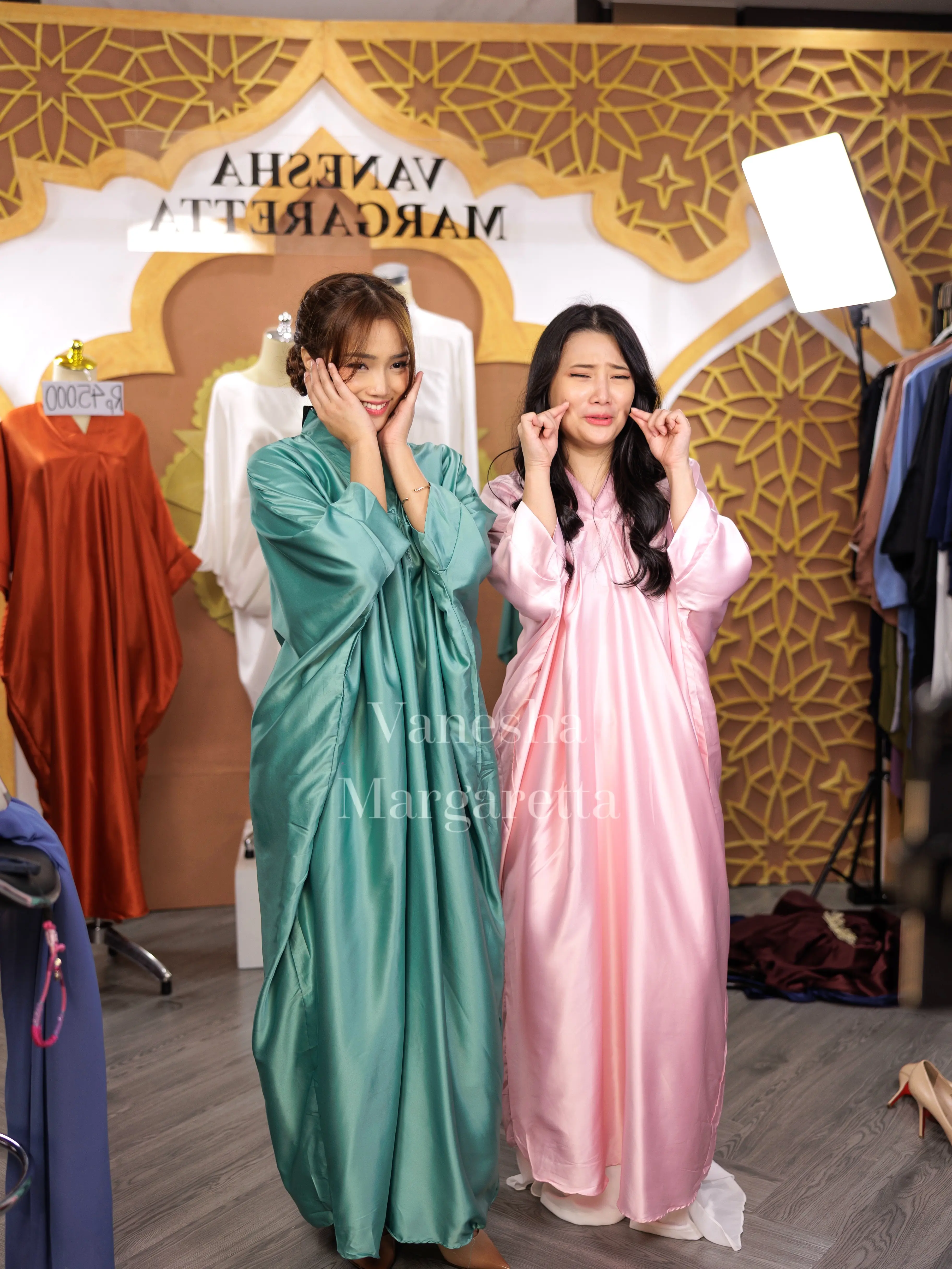 [VM] - Kaftan fashion muslim wanita / baju muslim polos /kavana kaftan/kaftan satin jumbo 9623# Jessiecollectionn