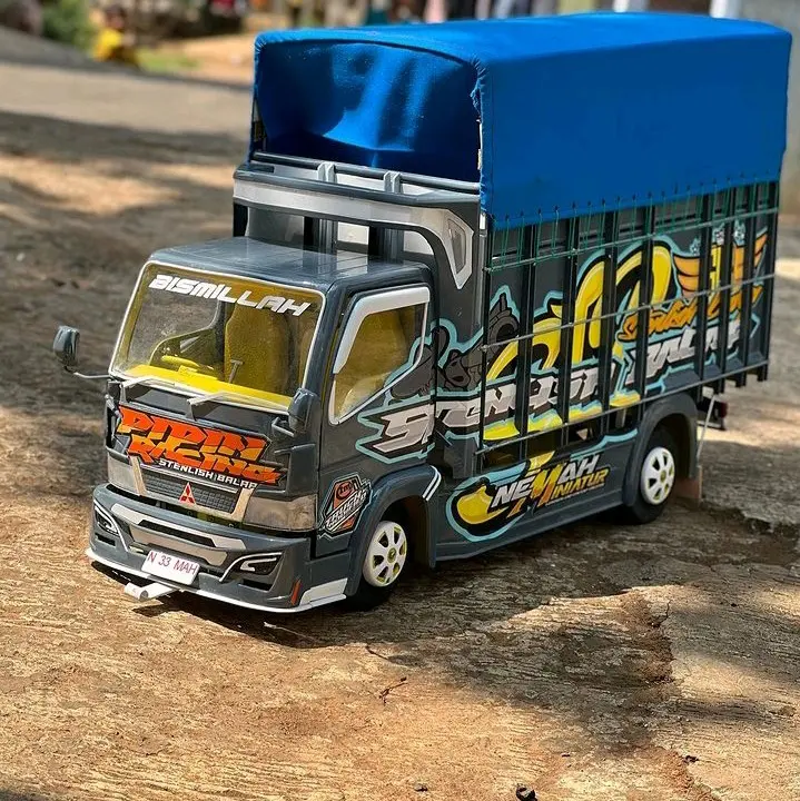 PROMO MURAH MINIATUR TRUK OLENG FULL VARIASI LAMPU BONUS TERPAL TERLARIS UNTUK ANAK ANAK
