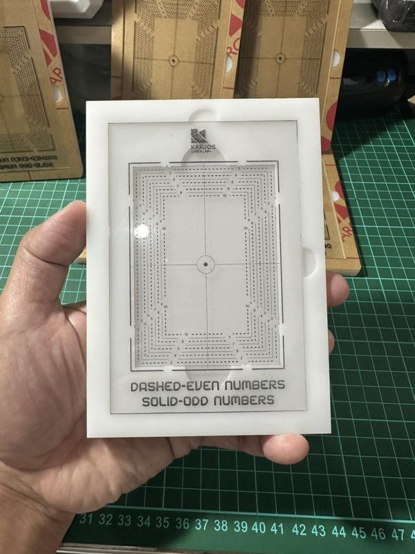 Karjos Card Lab+ CARD CENTERSCOPE Alat Ukur Centering Kartu TCG Pokémon Pokemon Presisi Laser Cut Acrylic Tebal Grading Tool Kolektor PSA BGS CGC