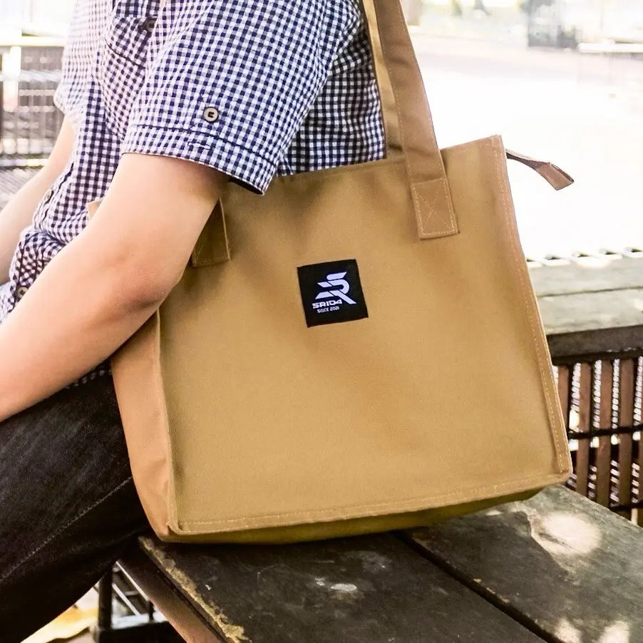 TOTEBAG KOTAK-TOTE KANVAS POLOS-UNISEX-TOTEBAG RESLETING-TAS BAHU TERLARIS