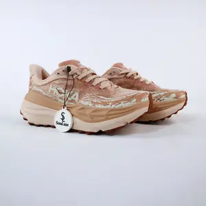 SoraLuxe - Sepatu Hoka Stinson 7 Cream Sandstone CRMS Somon Authentic