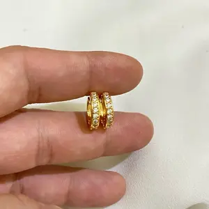 Anting Clip Xuping Terbaru dengan Model Emas - Aksesoris Kulit