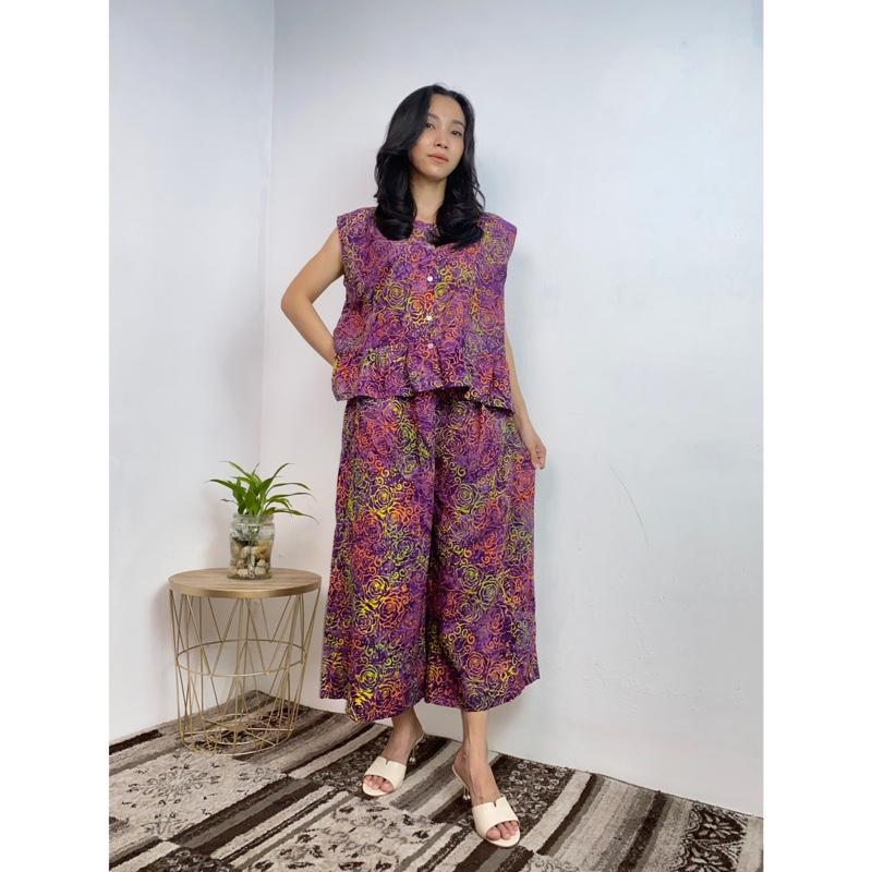Product Introduction of MEYDEND - One Set Sarimaya Setelan Batik Cap Rayon Premium Busui Friendly Kulot 7/8 Lengan Kutungan 35
