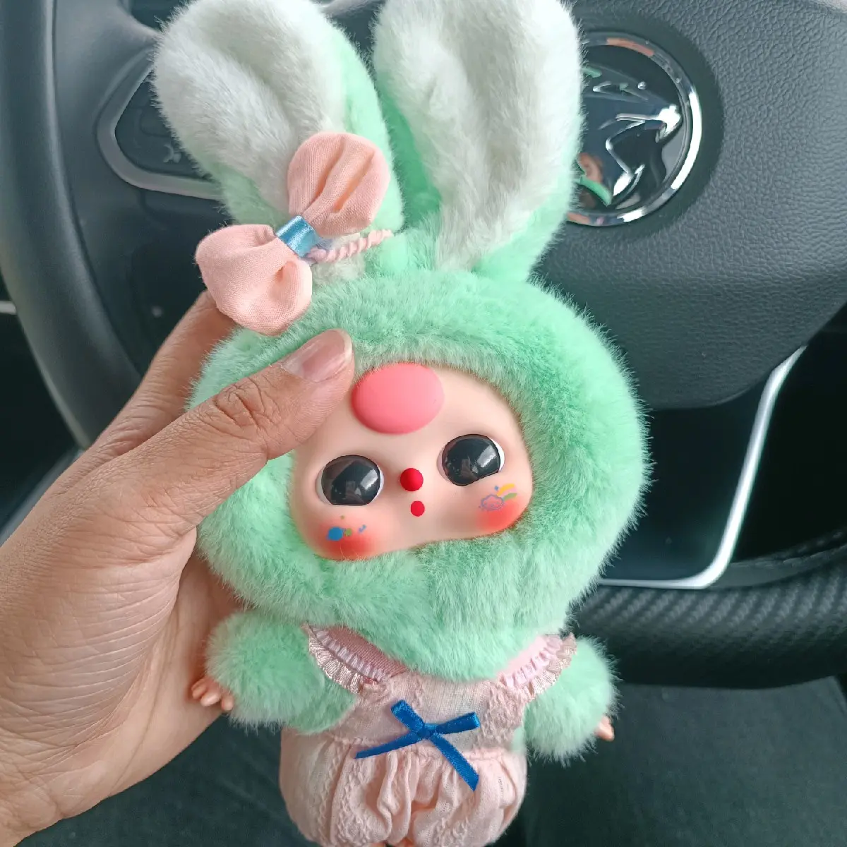 baby three macaron (confirm item)