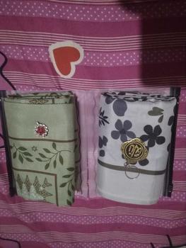 Product Review of (POUCH) PROMO ISI 2 HIJAB SEGIEMPAT MOTIF AZARA VOAL PREMIUM STANDAR PREMIUM LASERCUT LOGO PRINT/ LOGO METAL from D**a c**a 1