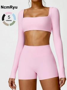 Conjunto de chándal de mujer con top corto ajustado de manga larga y pantalones cortos de cintura alta, Conjunto deportivo cómodo y transpirable para yoga, gimnasio, entrenamiento y para correr, Ropa deportiva de mujer para todas las temporadas