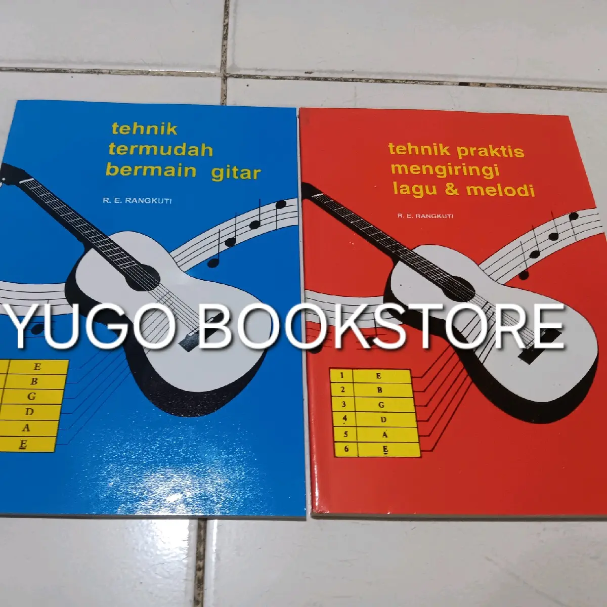 PAKET 2 BUKU TEHNIK TERMUDAH BERMAIN GITAR- TEHNIK TERMUDAH MENGIRINGI LAGU DAN MELODI ORIGINAL KERTAS KORAN