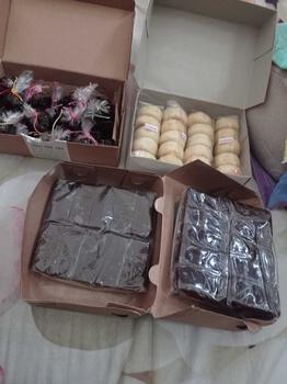 Product Review of Bakpia Rasa Durian Makanan Kue Food from L**G 0