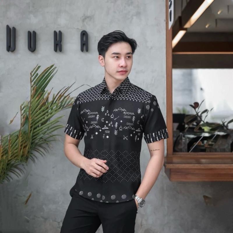 ARKANA HITAM Kemeja lengan Pendek furing full Ero katun slimfit 0