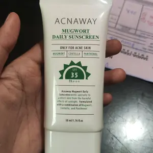 ACNAWAY Mugwort Water Gel Moisturizer - Pelembab Wajah Ringan untuk Kulit Berjerawat & Sensitif Pelembap Acne Calming, Cooling & Hydrating with Mugwort + Centella + Panthenol
