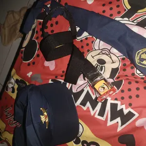 1 set perlengkapan seragam sekolah smp / dasi smp / topi smp /sabuk smp (bordir kuning)