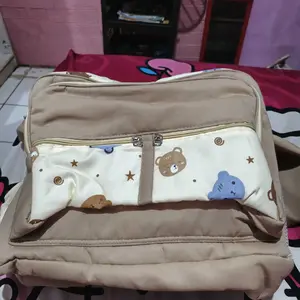 Tas Bayi Besar Multifungsi Saku Karakter Tas Besar Slempang