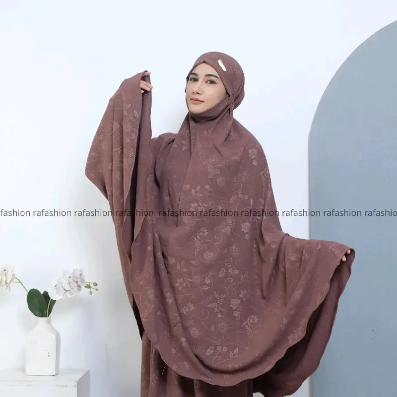 Ra Fashion - Mukena aqila Dewasa Embos crinkle Airflow Syar'i Penutup Dagu Motif Bunga Mewah Cantik Nyaman Panjang Atasan Traveling Beli Lokal 6